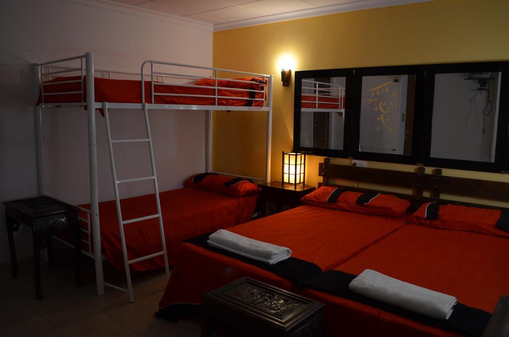 Residencia Santiago Mallorca Кала Фигуера Экстерьер фото